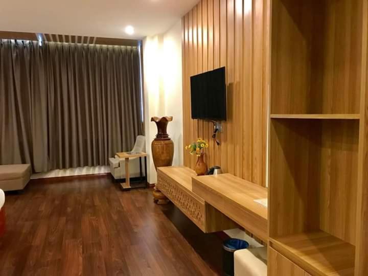 Sen Vang Luxury Hotel Nha Trang Esterno foto